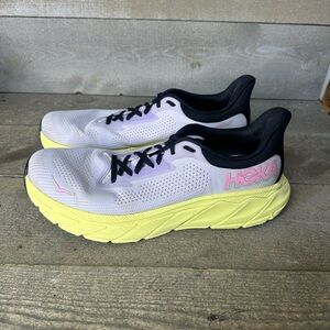 Hoka One One Women's Size 11 B Arahi 7 Running Sneaker Shoes  Lilac 1147851 SWY